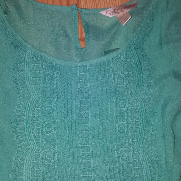 Boutique top - Picture 5 of 8